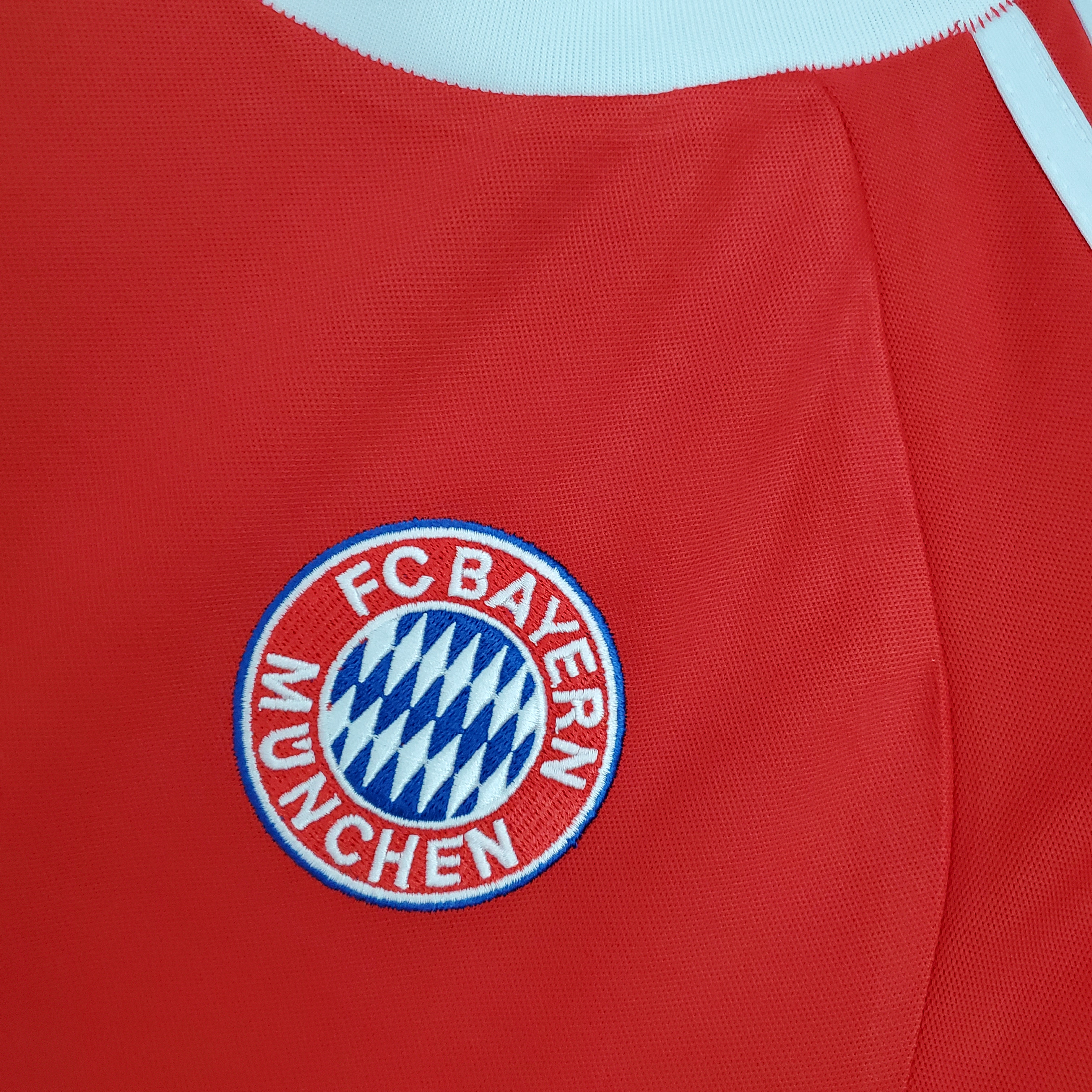 Retro Bayern Munich 00-01 Home Stadium Jersey