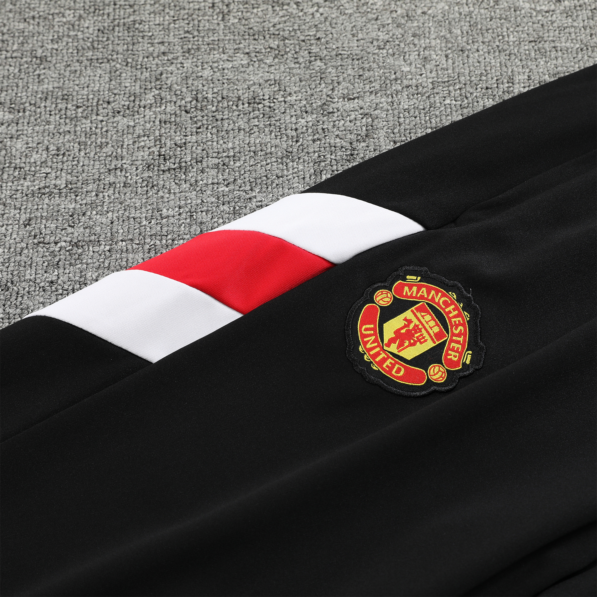 Manchester United 23-24 Long Sleeve Training Set Red