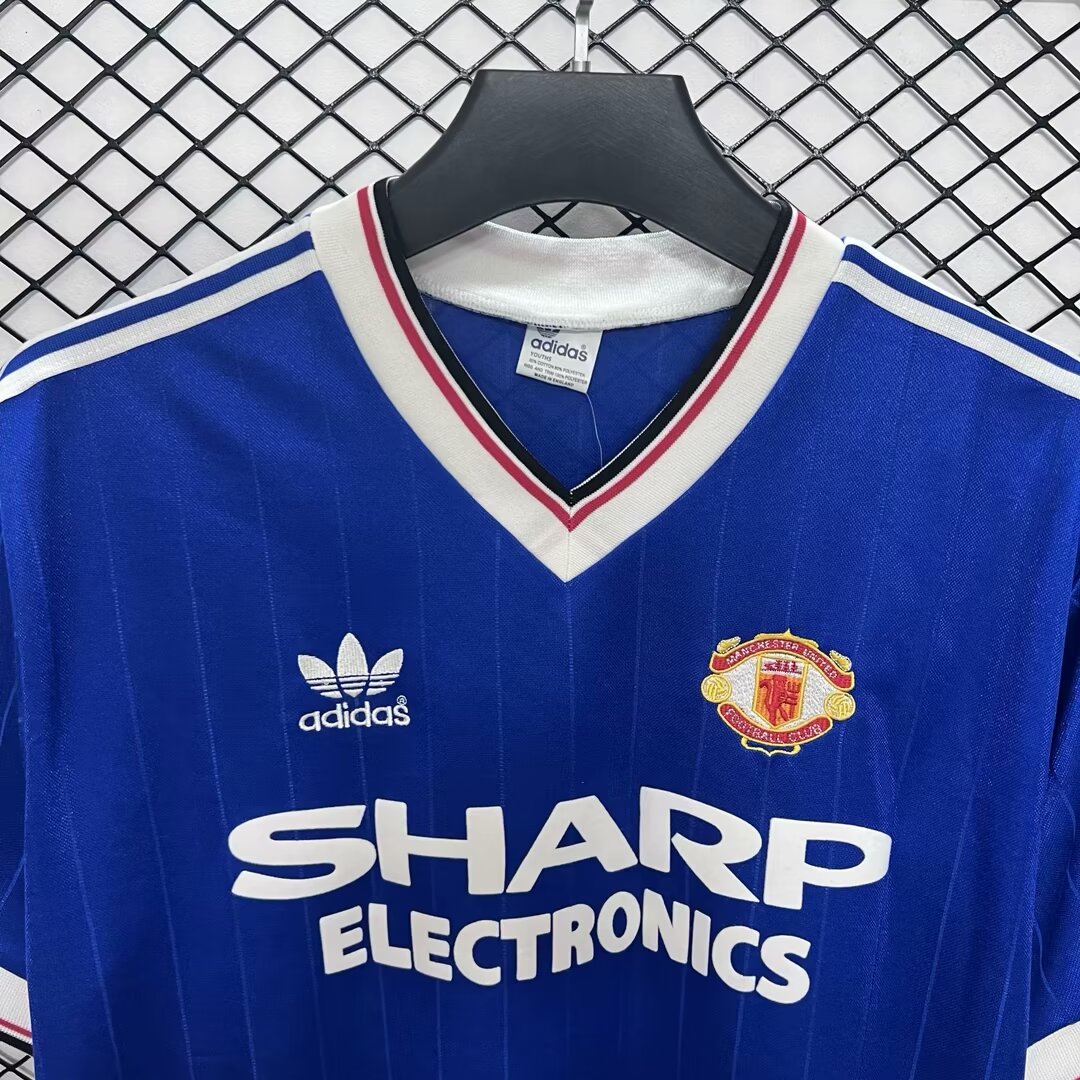 Manchester United Retro 82-83 Third Jersey