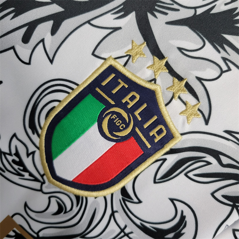 Italy X Versace Special Edition Jersey 23/24 Football Kit