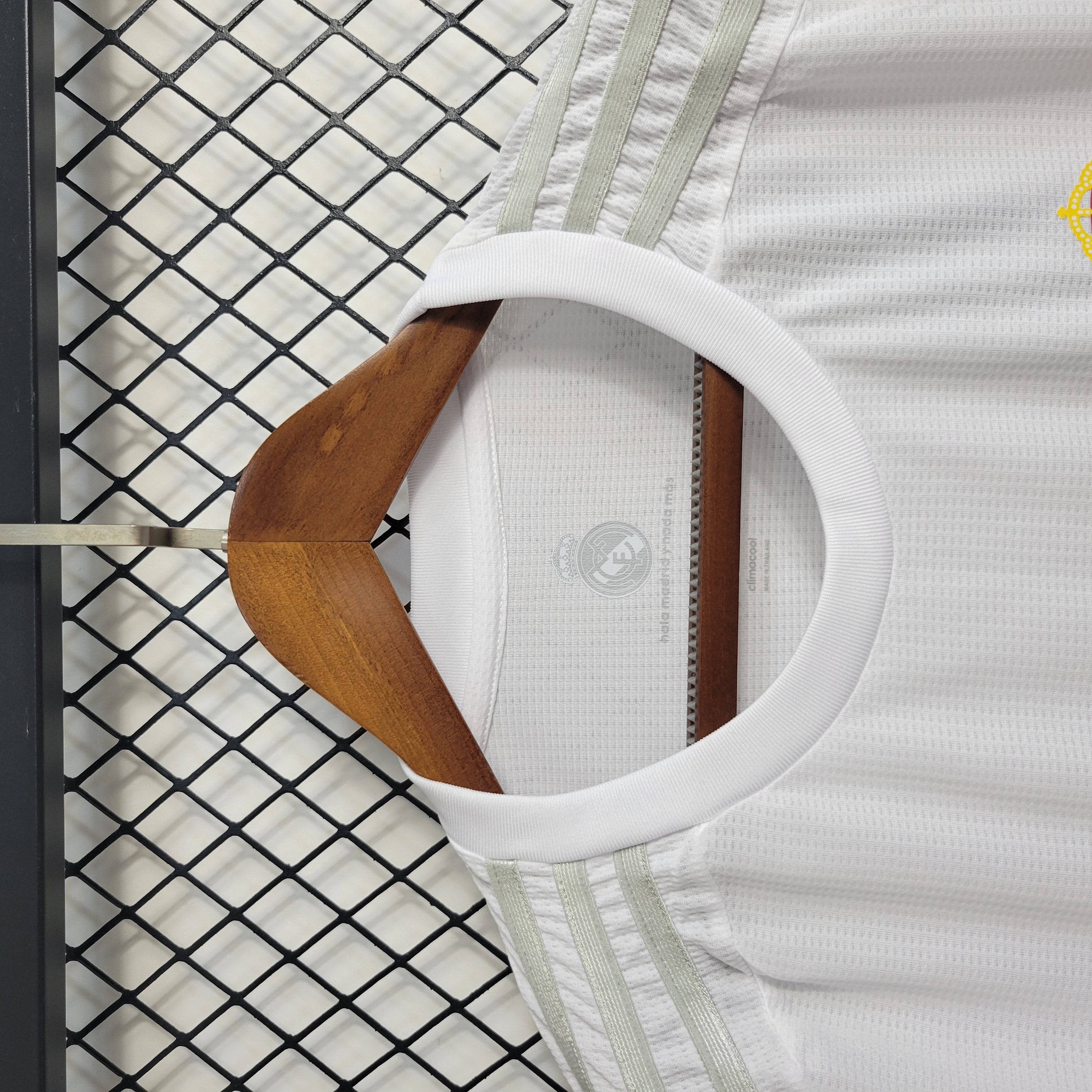Retro Real Madrid 15-16 Home Stadium Jersey