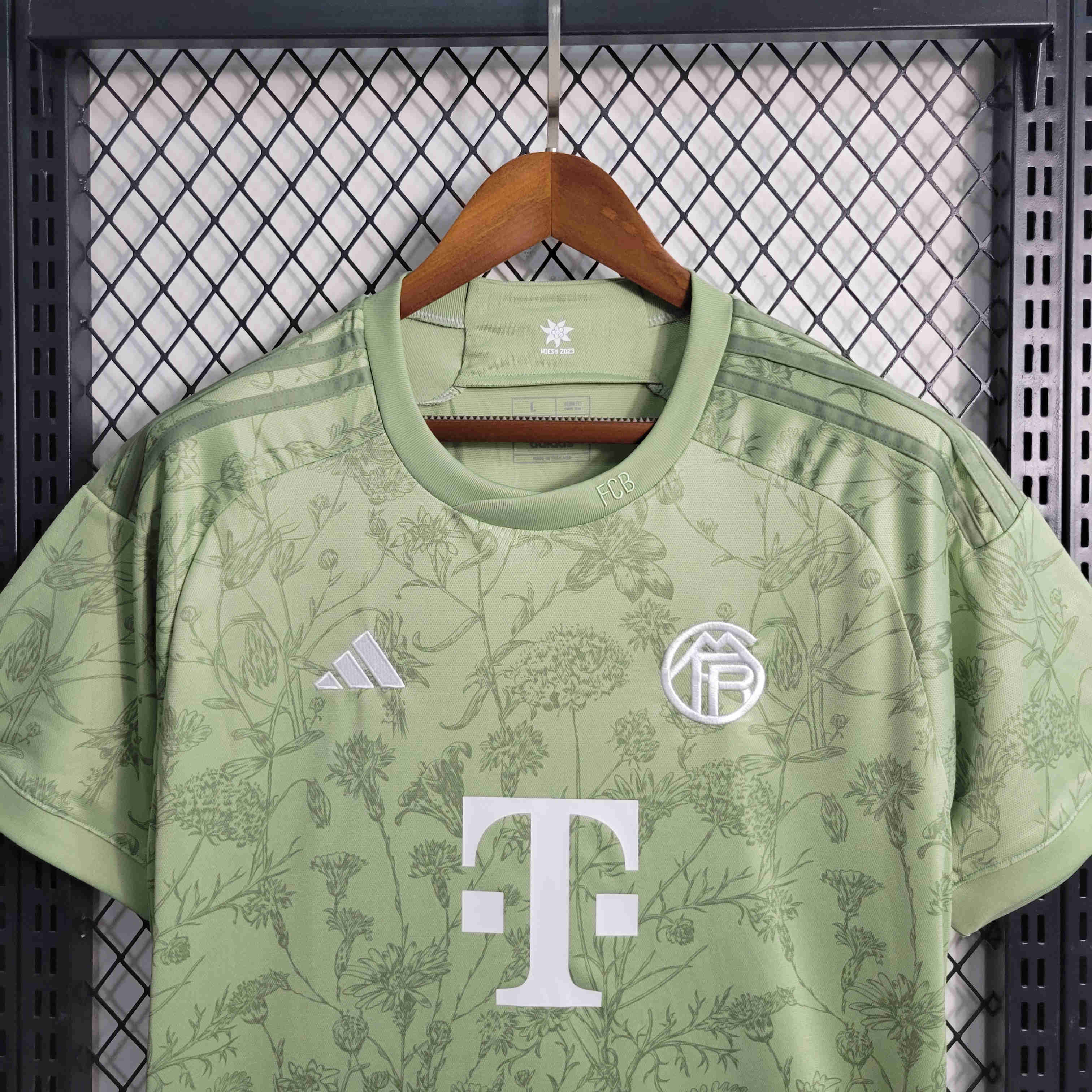 Bayern Munich 23/24 Beer Festival Special Edition - Fans Version