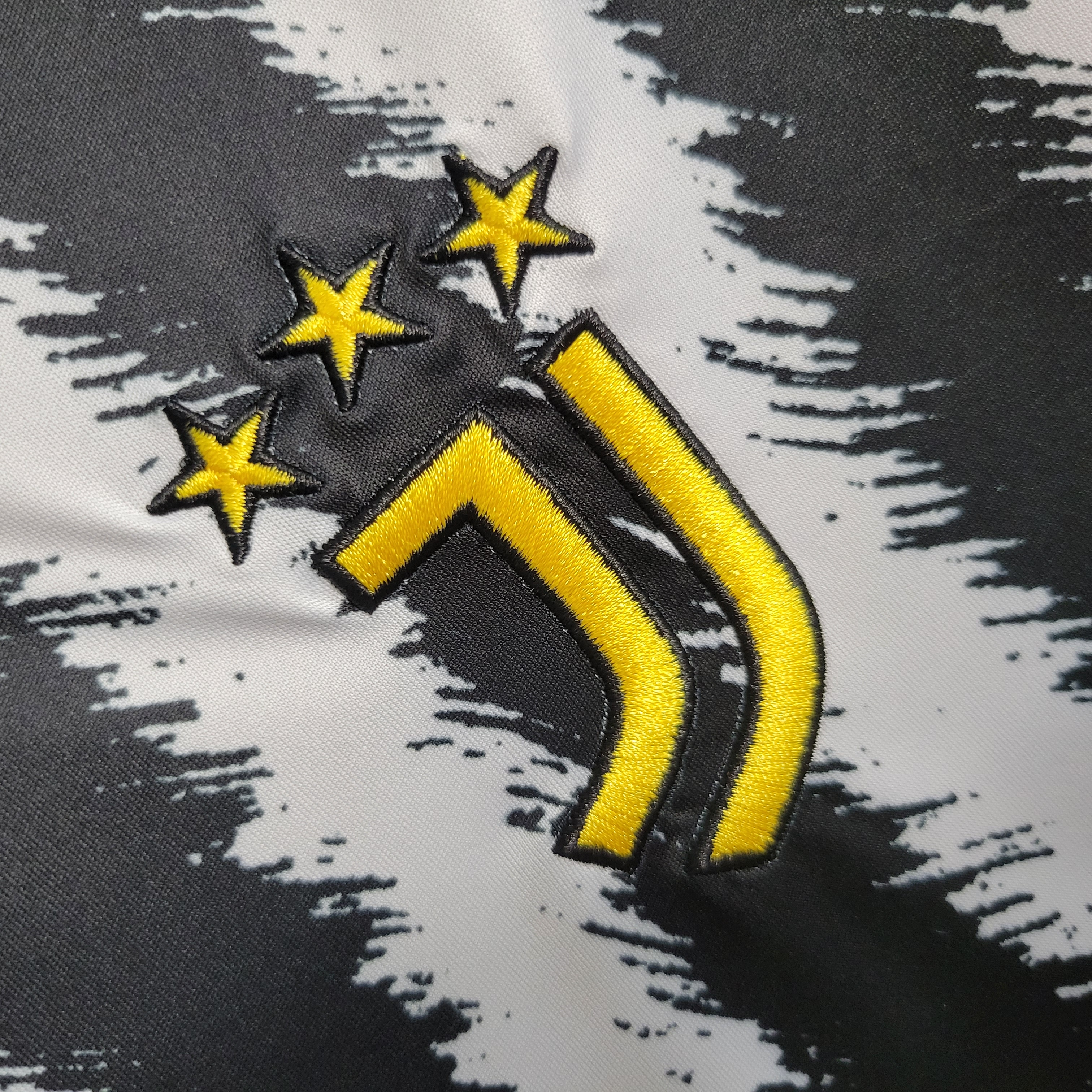 23/24 Juventus Home Jersey - Fans Version