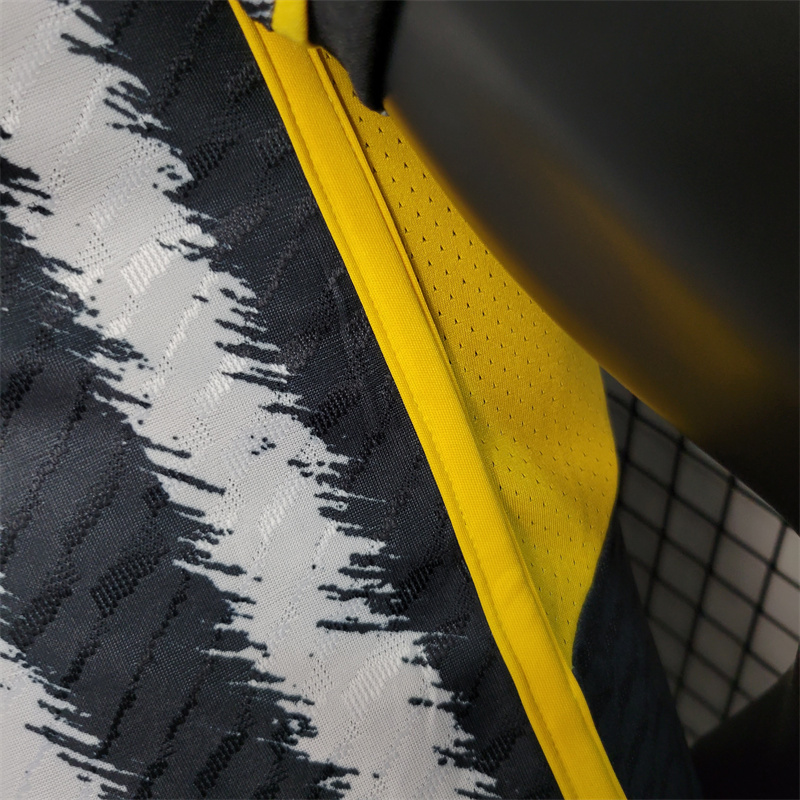 23/24 Juventus Home Jersey - Player Version