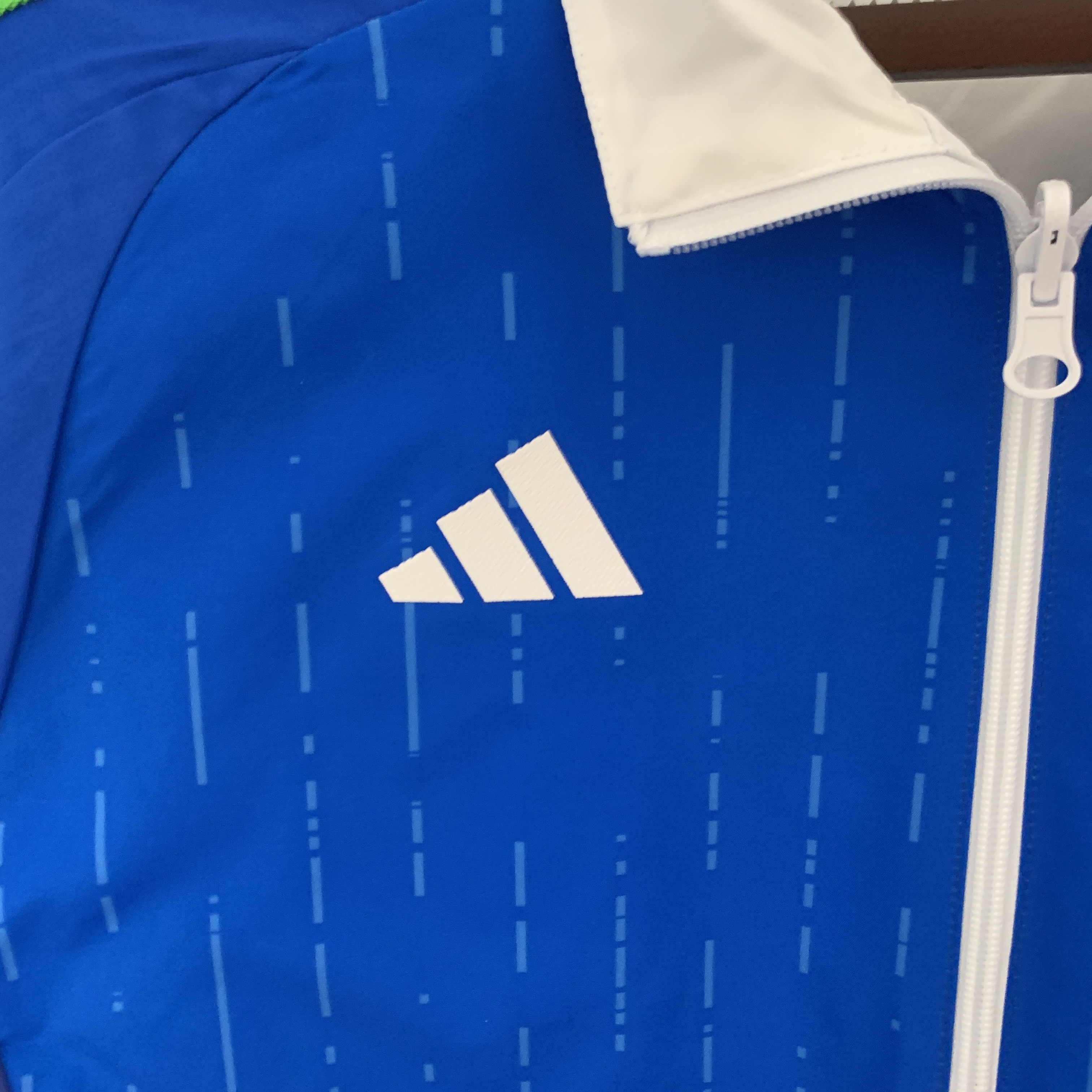 Italy 23-24 Double Sided Windbreaker - Blue & White