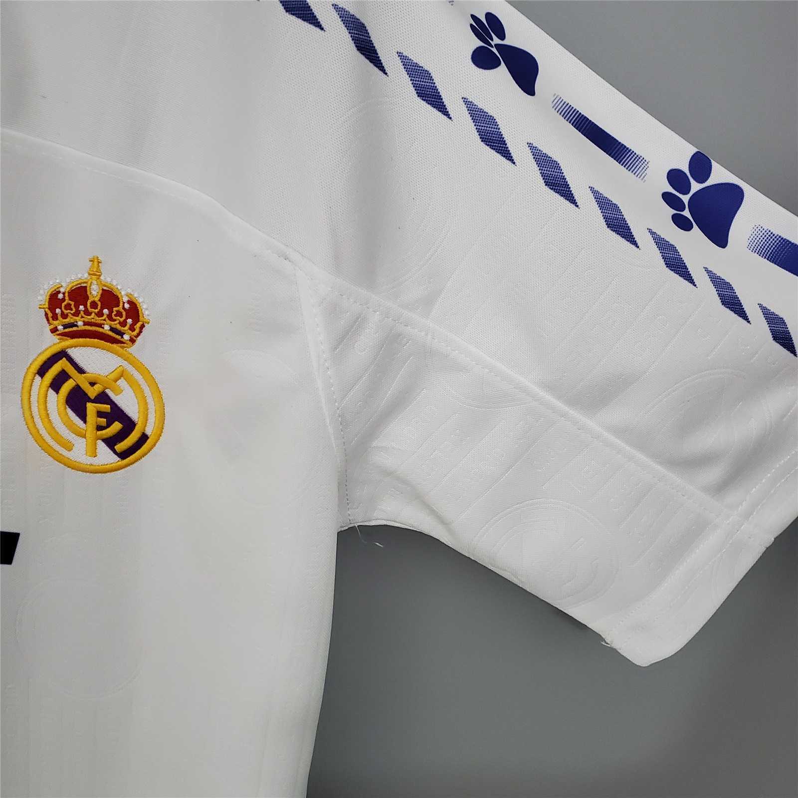 Real Madrid Retro 96-97 Home Stadium Jersey