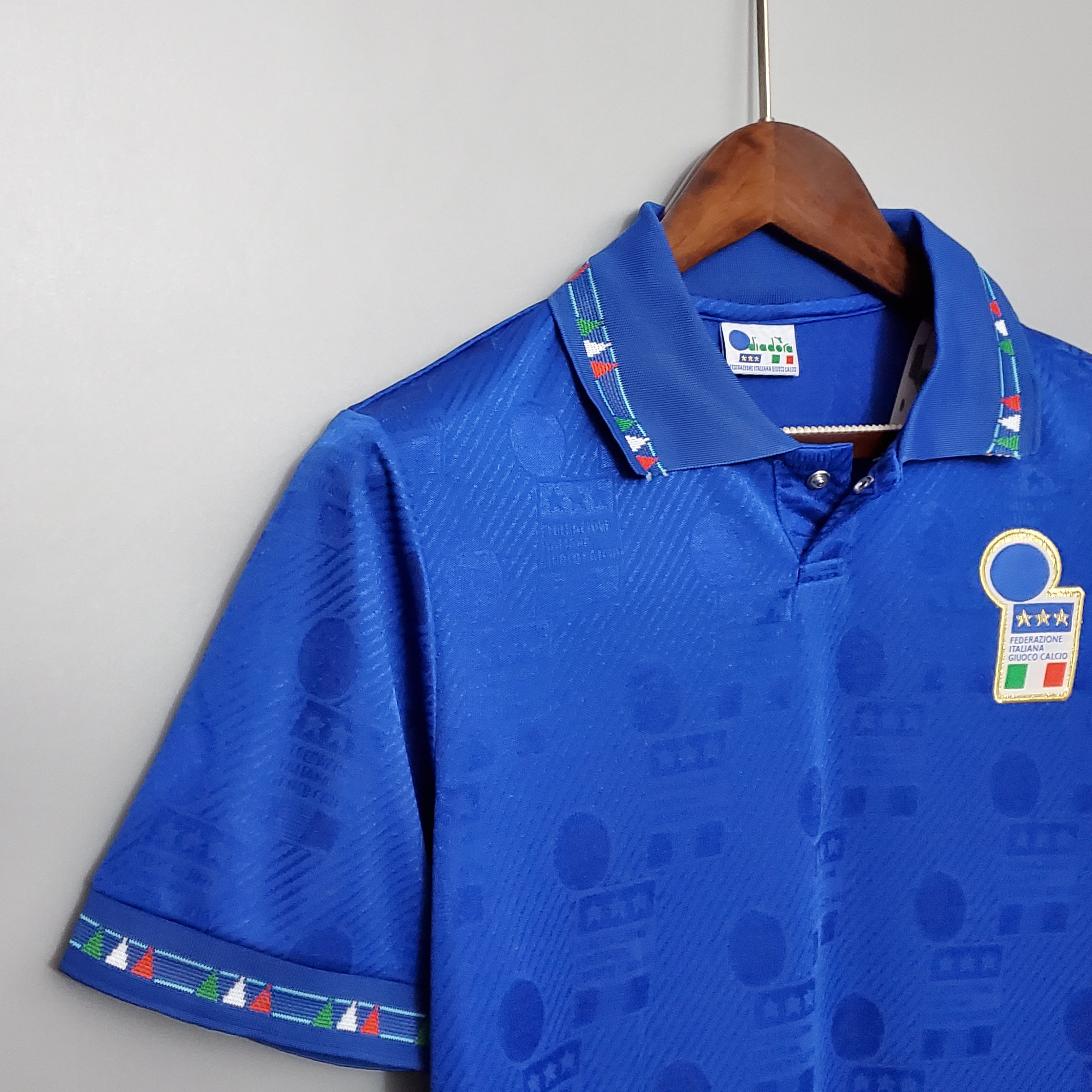 Retro Italy 1994 Home Stadium Jersey