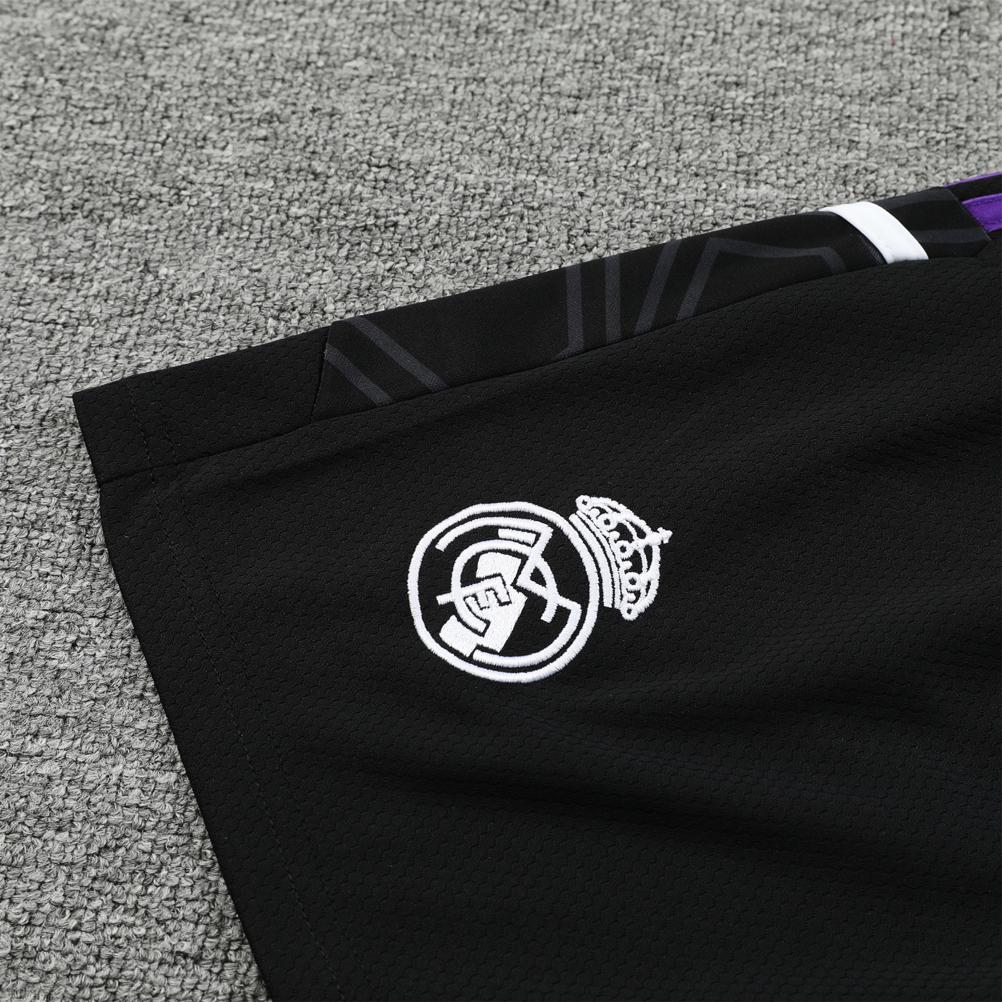 Real Madrid 23-24 Short-Sleeve Training Set - Purple