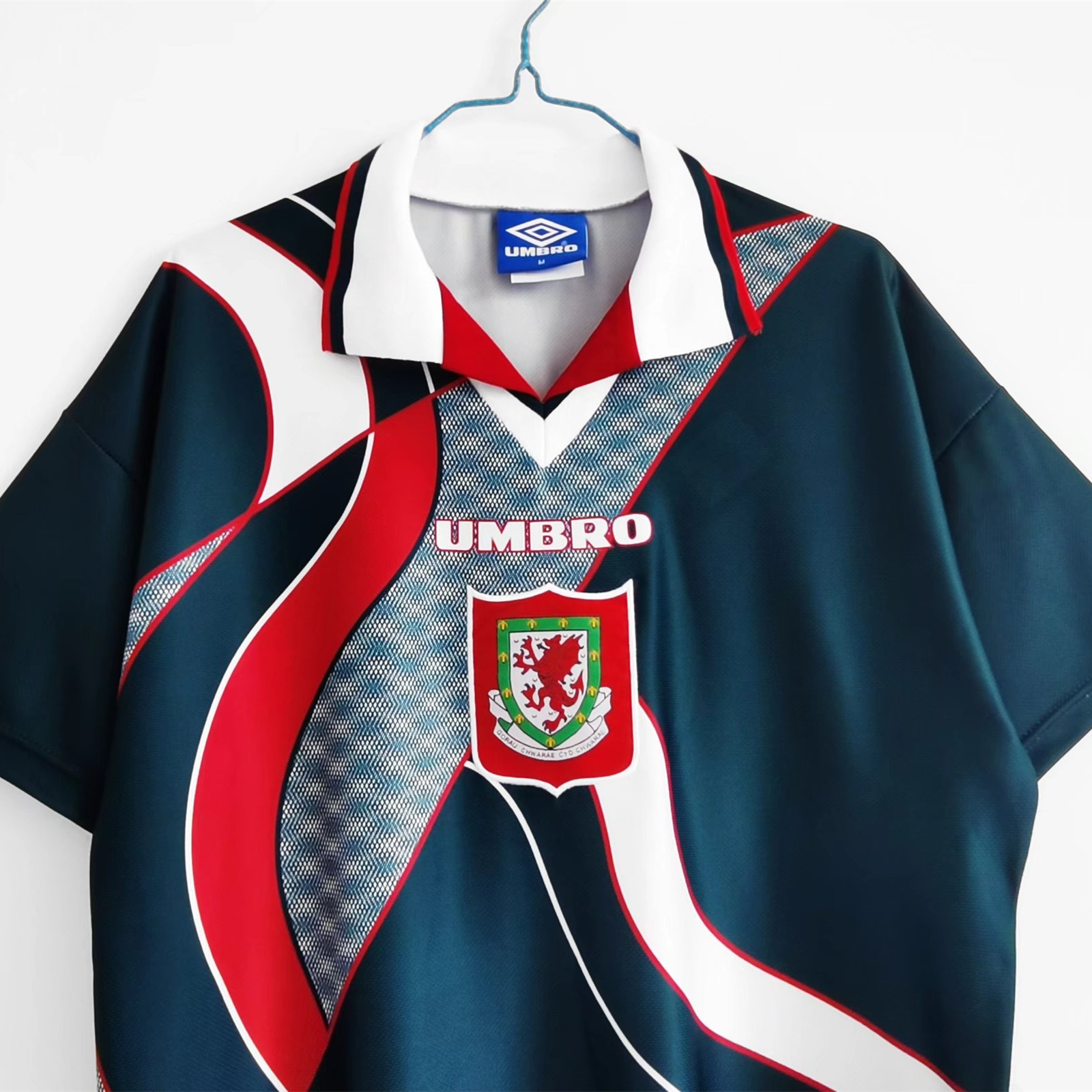 Retro Wales 1994 Away Stadium Jersey