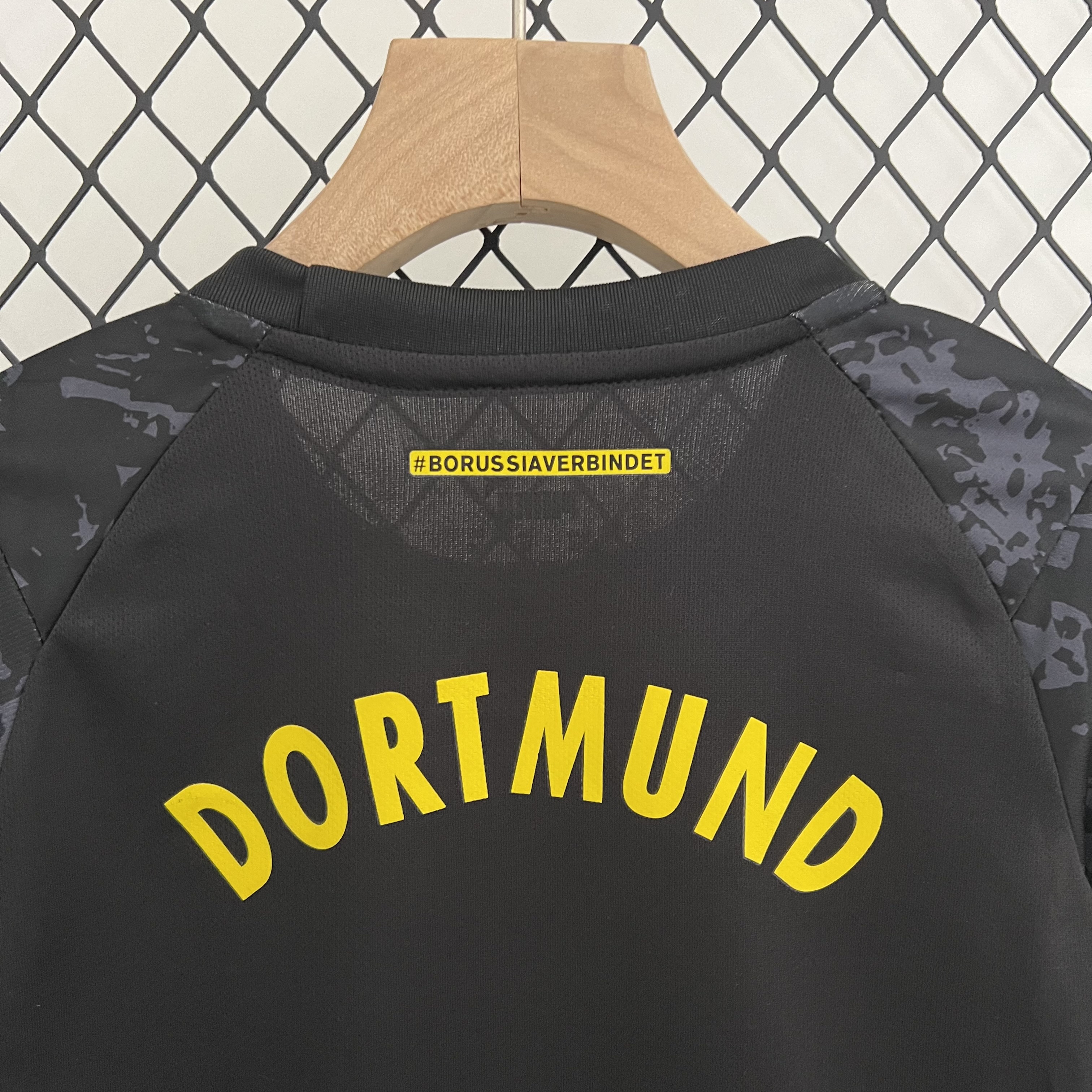 Dortmund 23-24 Away Kids Kit