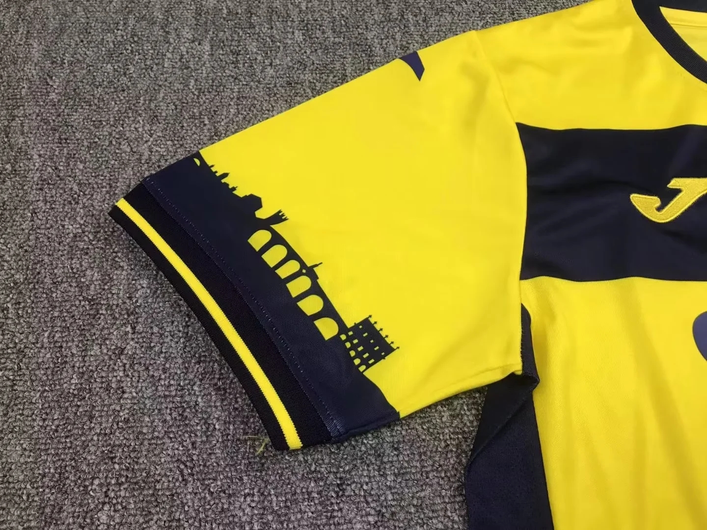 Hellas Verona 23-24 Away Stadium Jersey - Fans Version