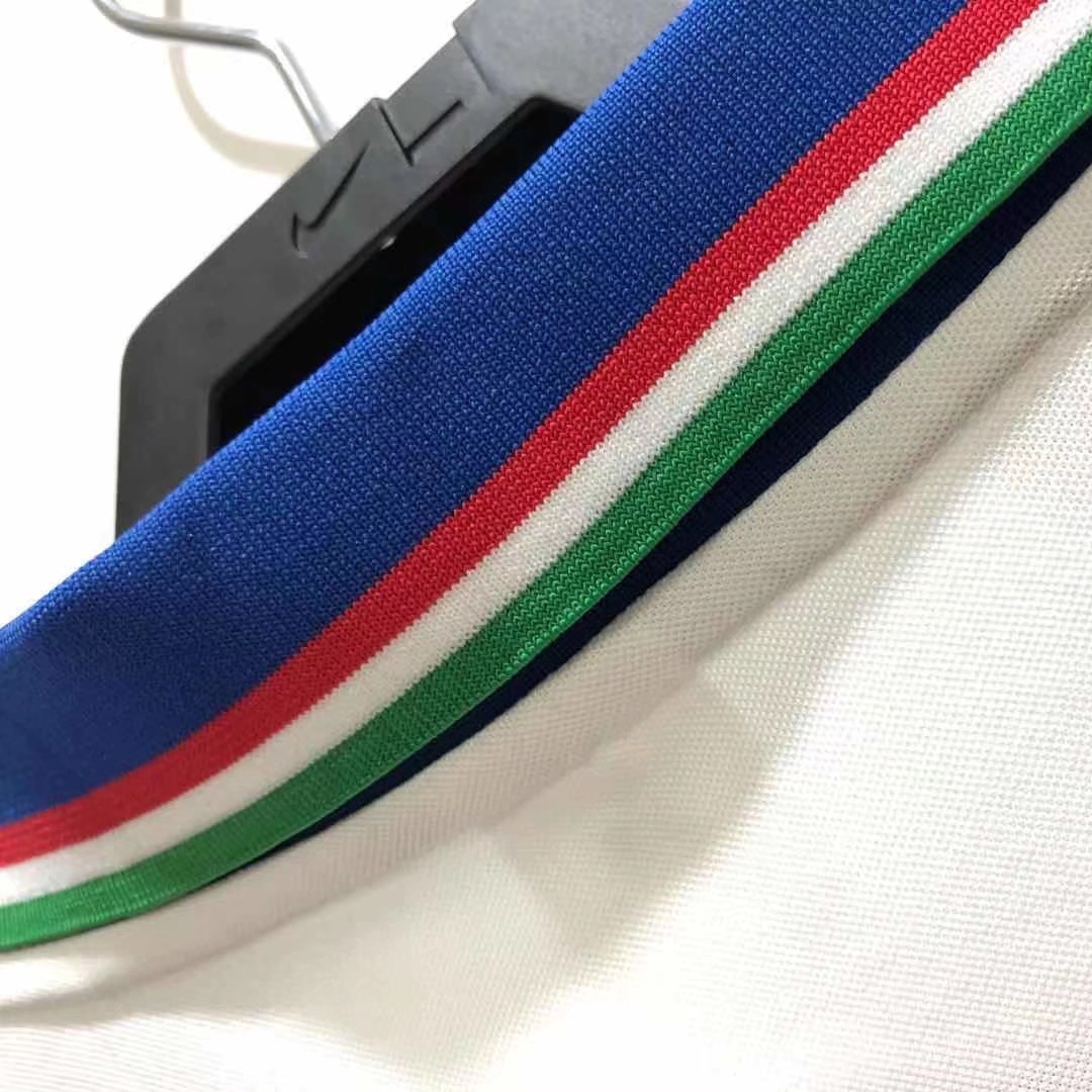 Retro Italy 1982 Away Stadium Jersey