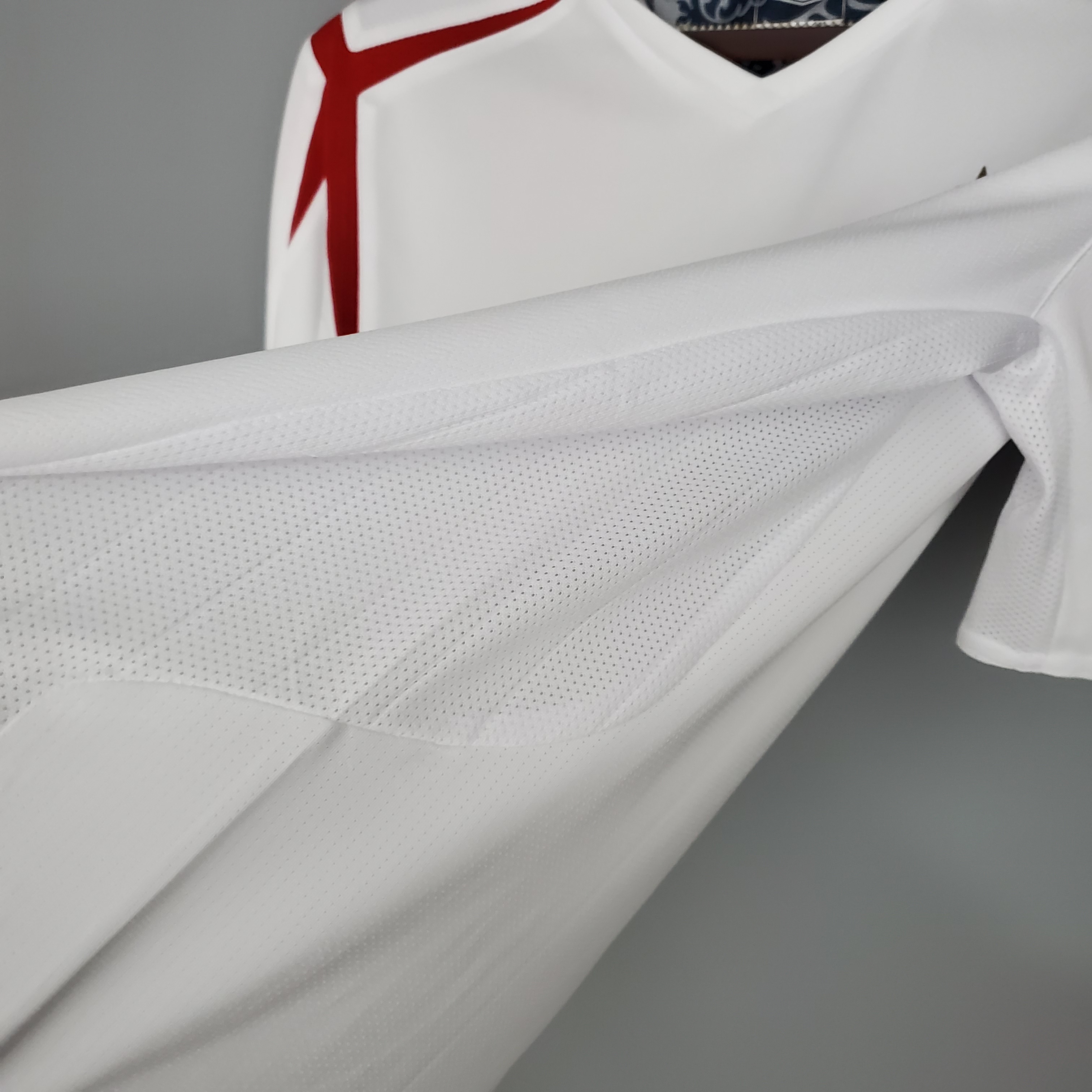 Retro England 2006 Home Stadium Jersey