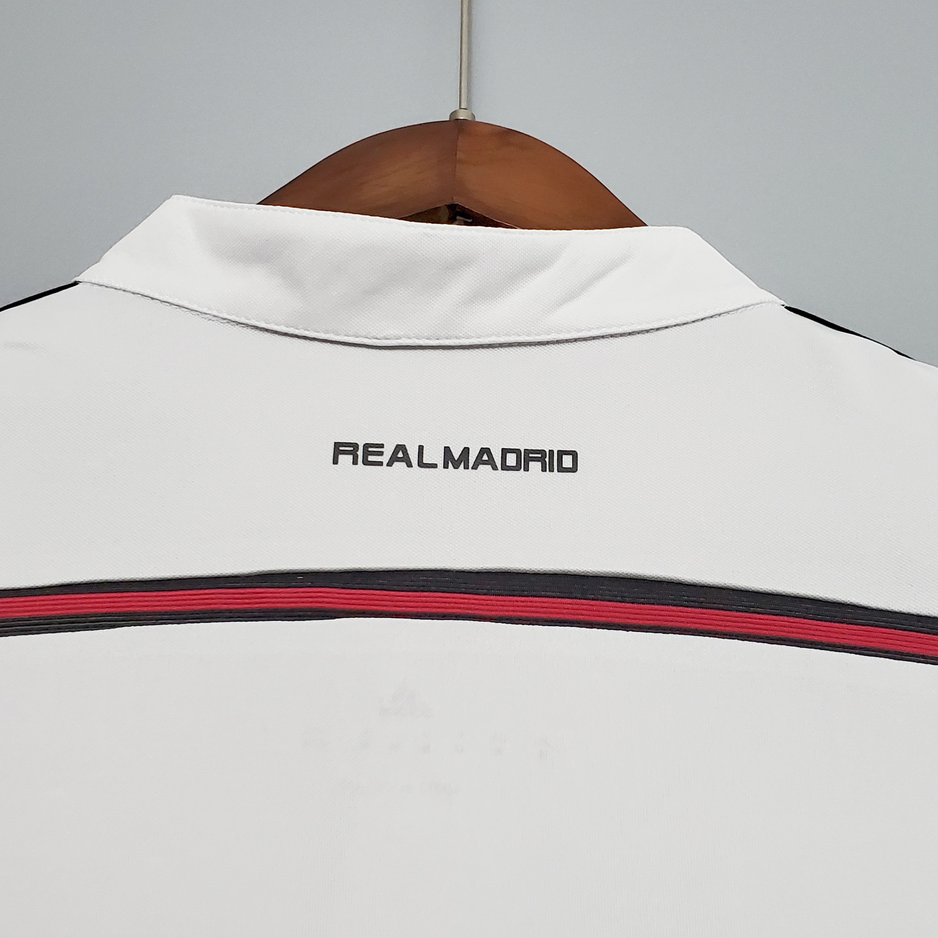 Retro Real Madrid 14-15 Home Stadium Jersey