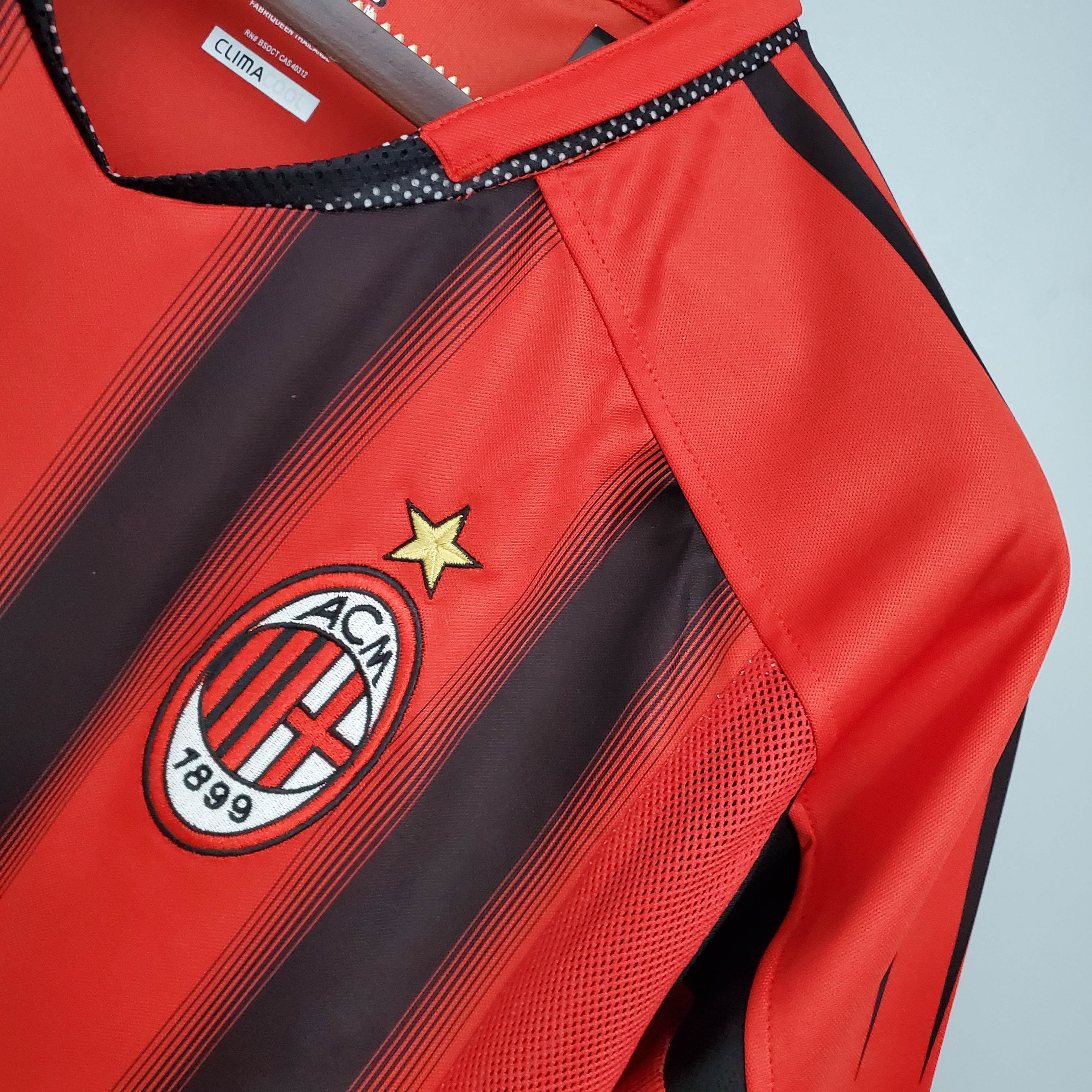 Retro AC Milan 04-05 Home Stadium Jersey